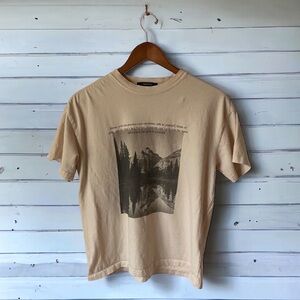 🤑 10/$100 Forever 21   short sleeve “alone, you can leave your emotions tee S